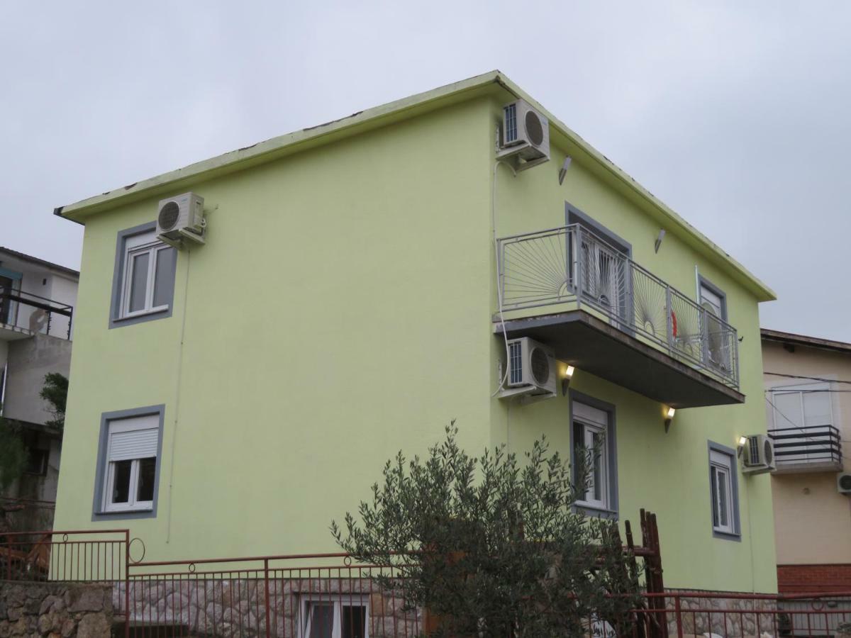Apartments La Bombonera Starigrad Paklenica Extérieur photo
