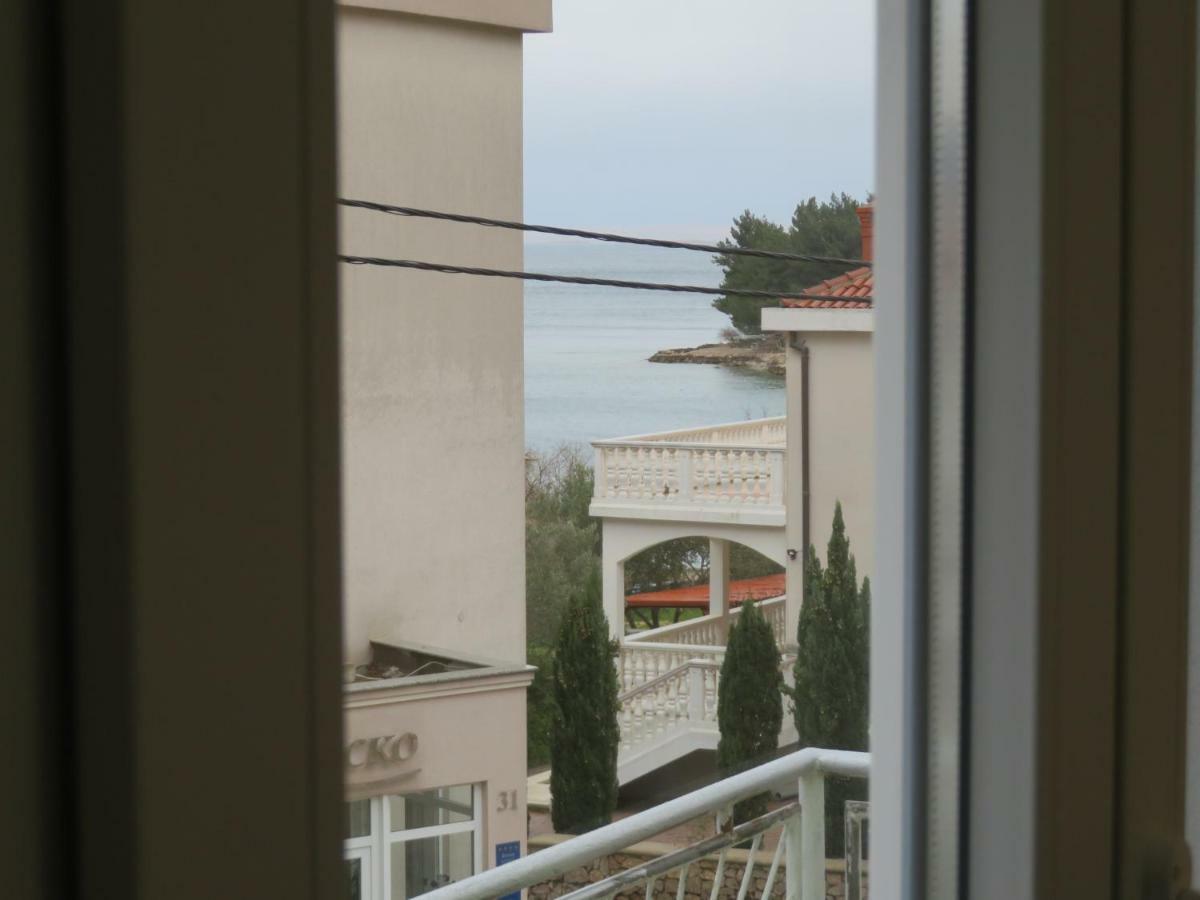 Apartments La Bombonera Starigrad Paklenica Extérieur photo